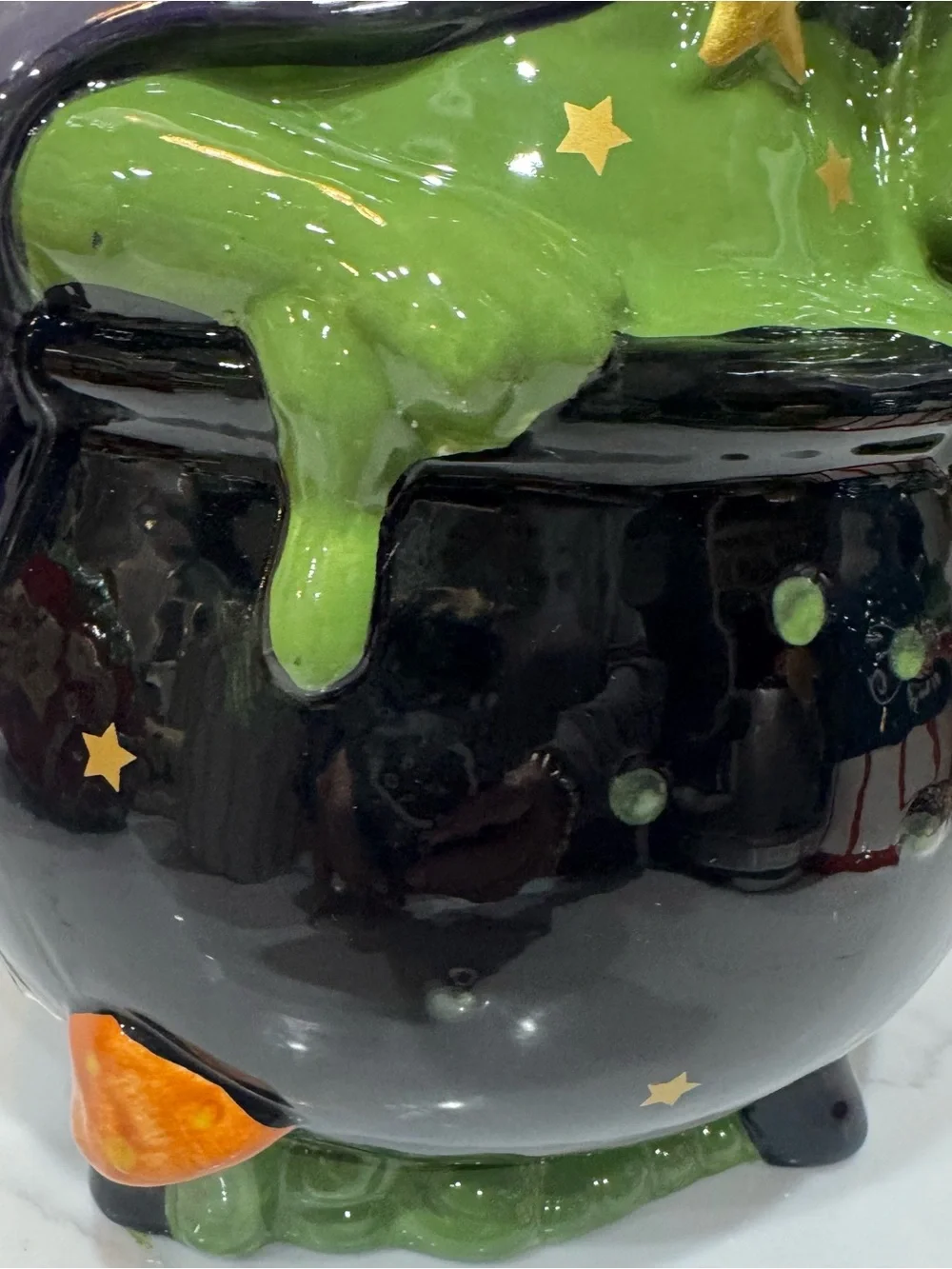 Spooky Street Halloween Cookie Jar/Canister Witch/Wizard Frog on Cauldron NWT